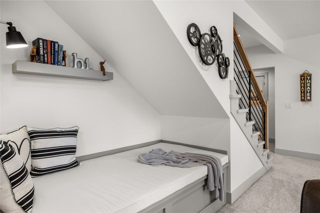 814 Bridgeview Street, Polk City, IA 50226