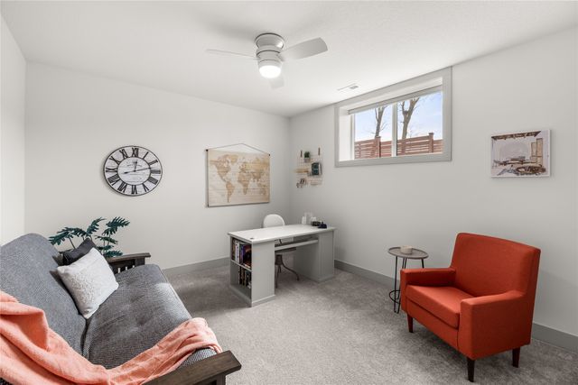 814 Bridgeview Street, Polk City, IA 50226