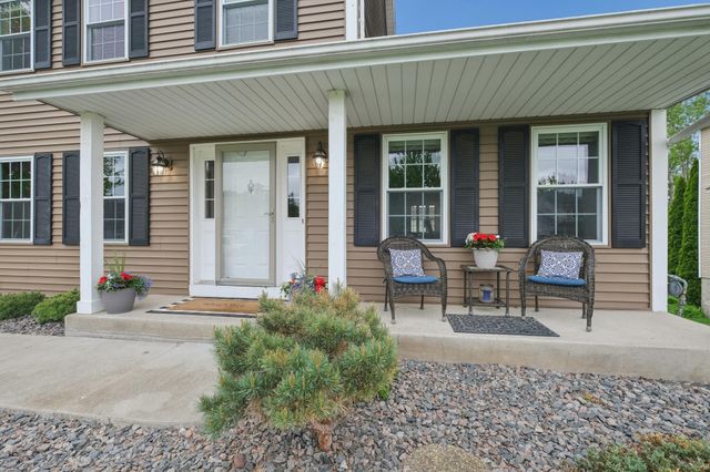 16605 43rd Avenue N, Plymouth, MN 55446