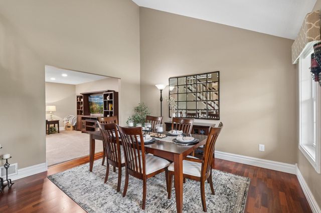 16605 43rd Avenue N, Plymouth, MN 55446