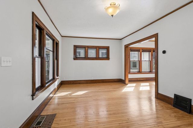 4204 19th Avenue S, Minneapolis, MN 55407