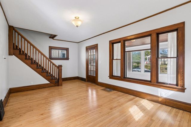 4204 19th Avenue S, Minneapolis, MN 55407