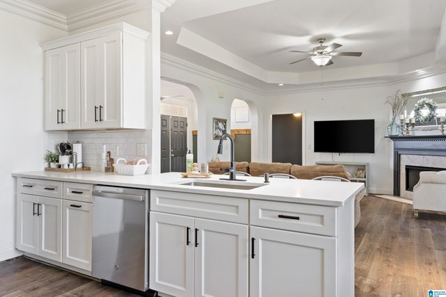 4089 PARADISE LANE, Bessemer, AL 35022