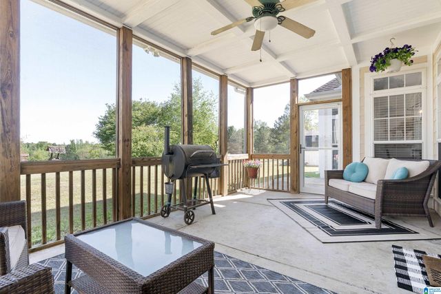 4089 PARADISE LANE, Bessemer, AL 35022