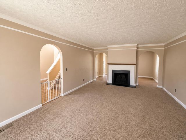 306 Schall Place, Commercial Point, OH 43116
