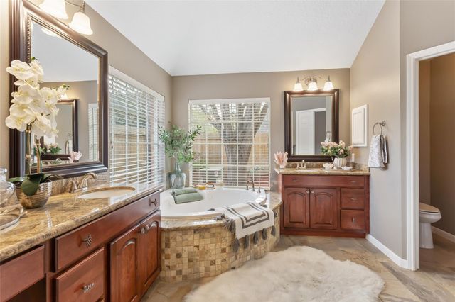 4011 W Pine Brook Way, Houston, TX 77059