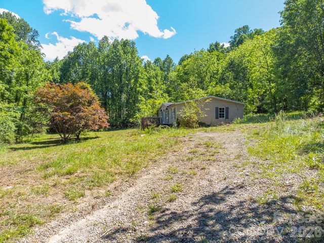 27 Shep Drive, Mills River, NC 29759