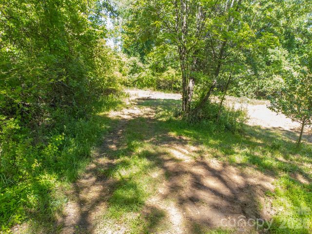 27 Shep Drive, Mills River, NC 29759