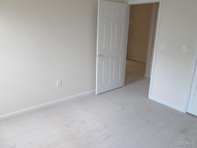 39 Kassebaum Lane 102, St Louis, MO 63129