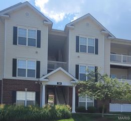 39 Kassebaum Lane 102, St Louis, MO 63129