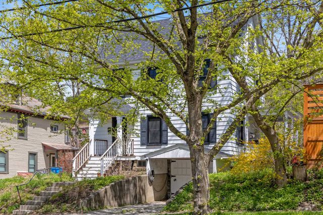 418 Saint Paul Street, Burlington, VT 05401