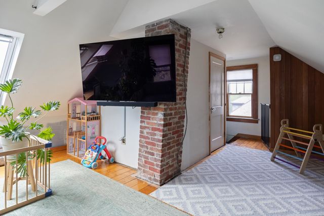 418 Saint Paul Street, Burlington, VT 05401