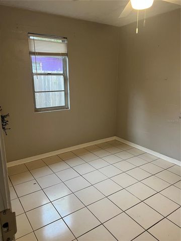 521 SE 14TH TERRACE, Gainesville, FL 32641