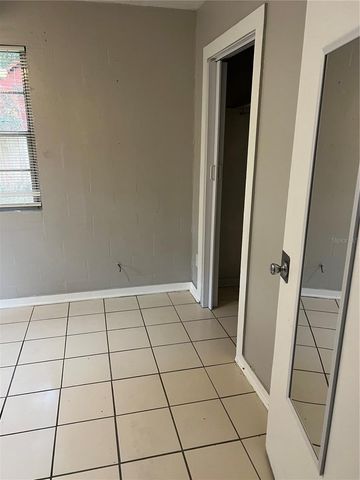 521 SE 14TH TERRACE, Gainesville, FL 32641