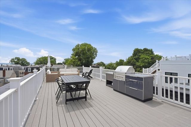 613 E 6th St. 3, Boston, MA 02127