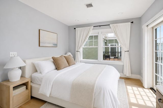 613 E 6th St. 3, Boston, MA 02127