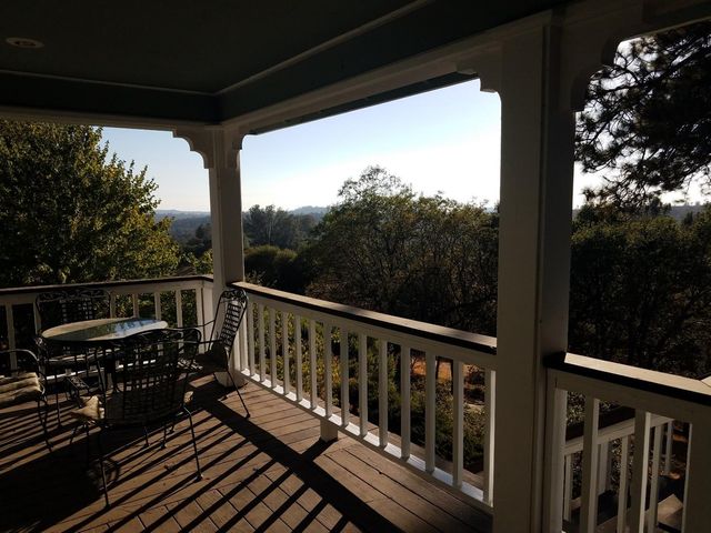 23051 Brian Ln, Grass Valley, CA 95949