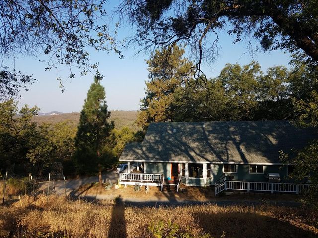 23051 Brian Ln, Grass Valley, CA 95949