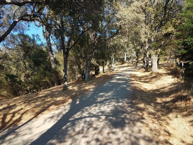 23051 Brian Ln, Grass Valley, CA 95949