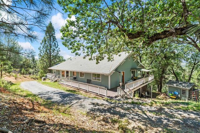 23051 Brian Ln, Grass Valley, CA 95949