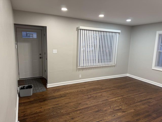 4853 N 60th STREET, Milwaukee, WI 53218