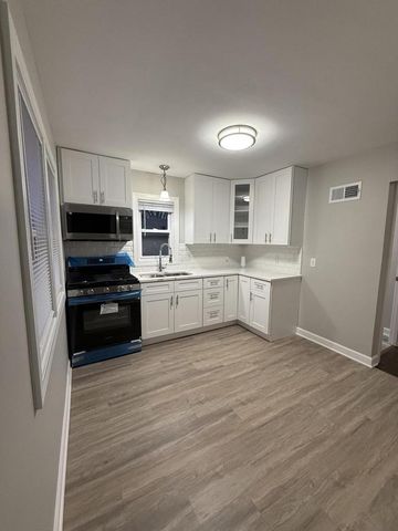 4853 N 60th STREET, Milwaukee, WI 53218