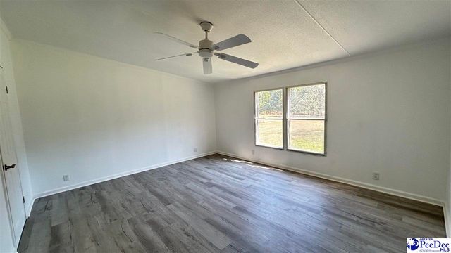 6307 Jordan Rd, Effingham, SC 29541