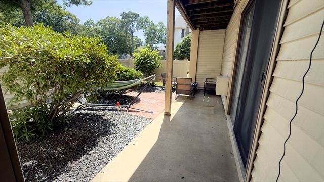 800 Bearses Way 5EF, Barnstable, MA 02601