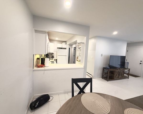 800 Bearses Way 5EF, Barnstable, MA 02601