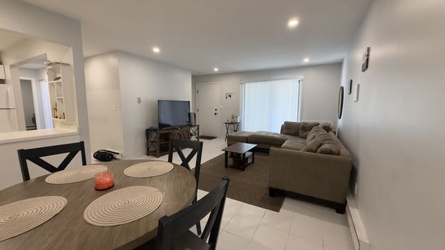800 Bearses Way 5EF, Barnstable, MA 02601