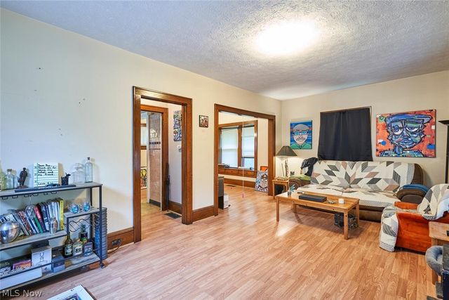 446 E Voris Street, Akron, OH 44311