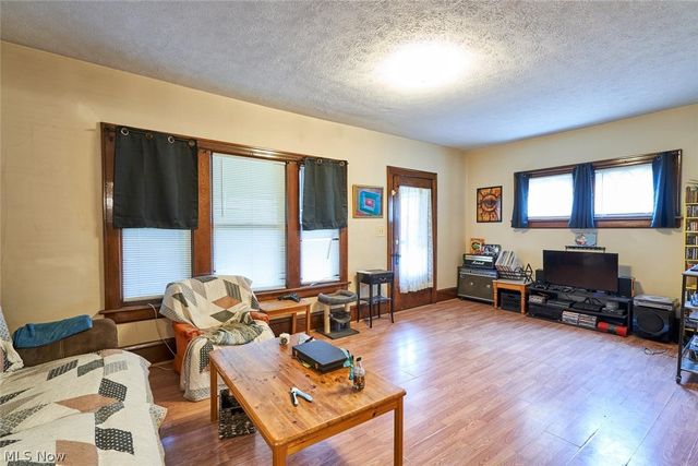 446 E Voris Street, Akron, OH 44311