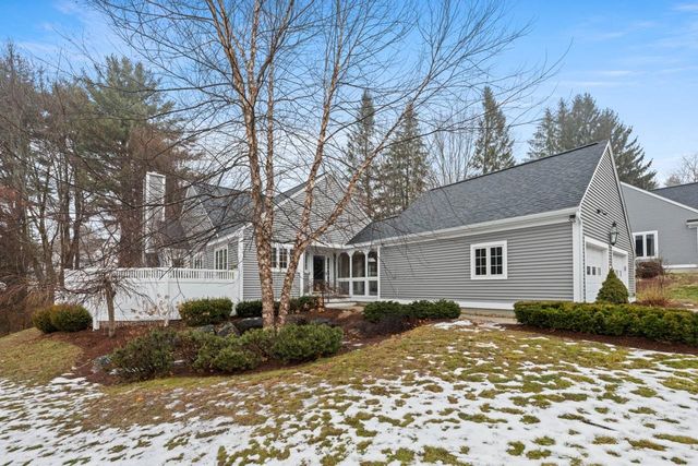 605 Straw Hill Road, Manchester, NH 03104