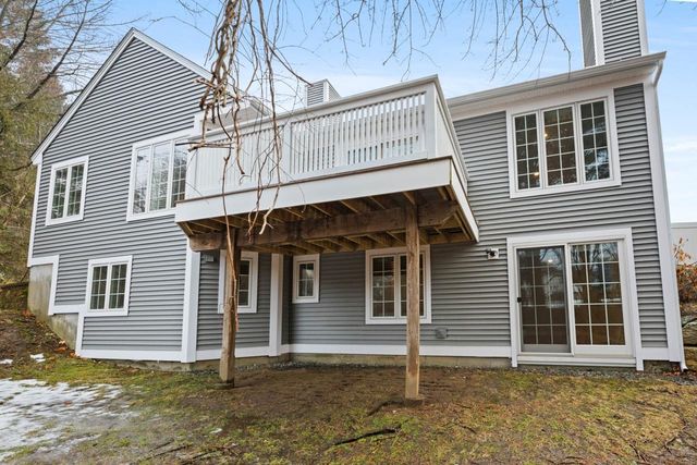 605 Straw Hill Road, Manchester, NH 03104