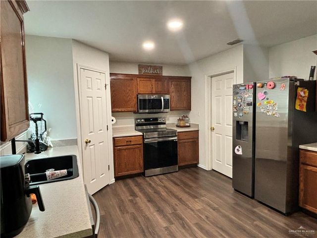 2901 Providence Avenue, Mcallen, TX 78504