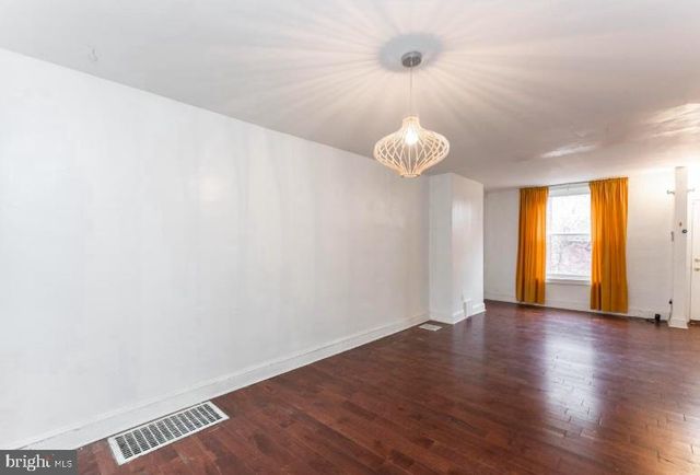 2050 S BEECHWOOD ST, Philadelphia, PA 19145