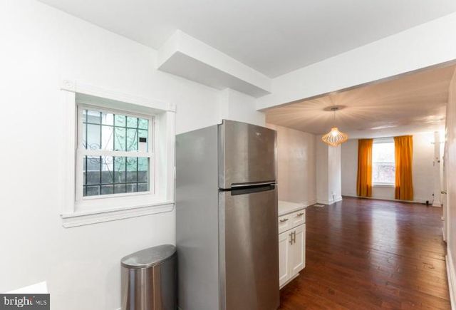2050 S BEECHWOOD ST, Philadelphia, PA 19145