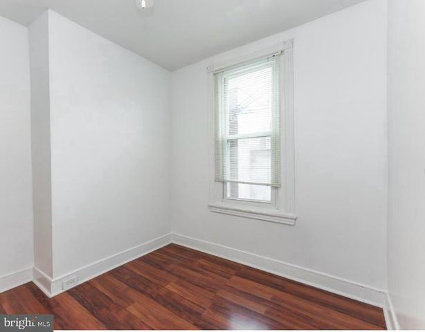 2050 S BEECHWOOD ST, Philadelphia, PA 19145