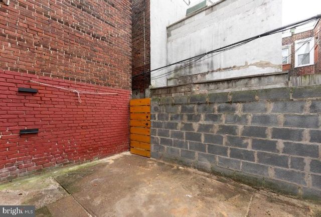 2050 S BEECHWOOD ST, Philadelphia, PA 19145