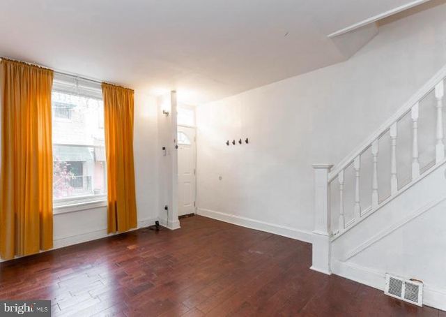 2050 S BEECHWOOD ST, Philadelphia, PA 19145