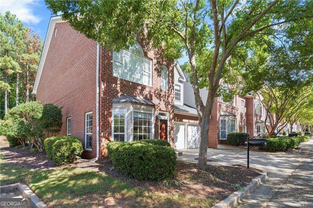 9000 Lexington Drive, Roswell, GA 30075 — exterior