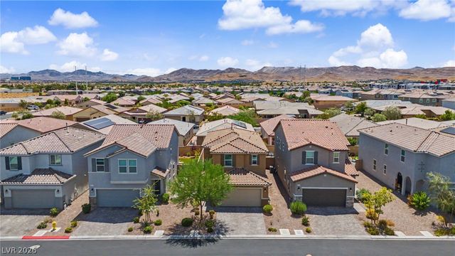 4521 Hidden Stone Avenue, Las Vegas, NV 89141