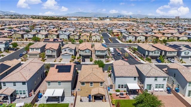 4521 Hidden Stone Avenue, Las Vegas, NV 89141