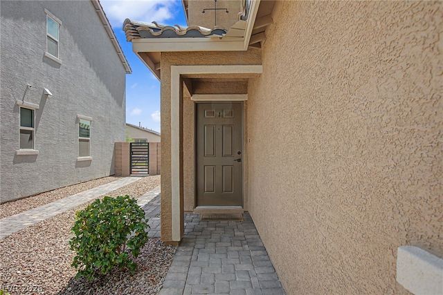 4521 Hidden Stone Avenue, Las Vegas, NV 89141