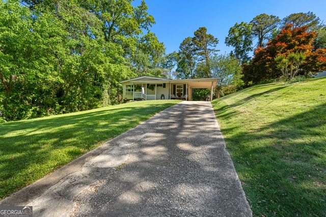 23 Willow Drive, Newnan, GA 30263