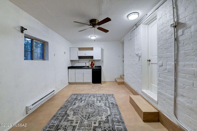 1916 E 9th Street, Tucson, AZ 85719