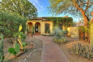 1916 E 9th Street, Tucson, AZ 85719