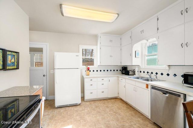 612 N 2nd St, Coeur D'alene, ID 83814