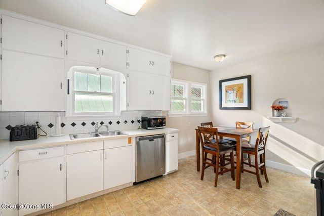 612 N 2nd St, Coeur D'alene, ID 83814