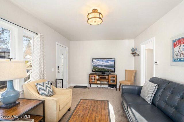 612 N 2nd St, Coeur D'alene, ID 83814